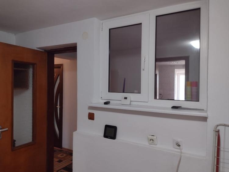 Vanzare Casa si Teren DN 7 km de Ramnicu Valcea la DN7 2000 mp, 373 mp casa - 12