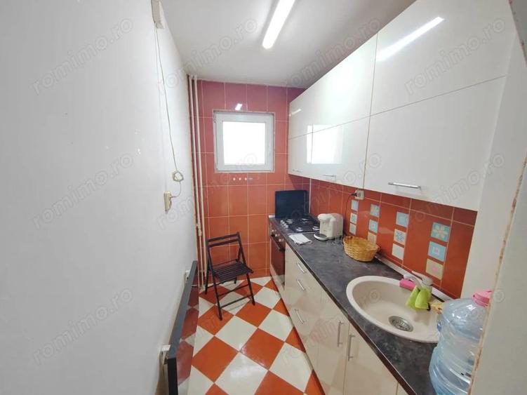 Titan Metrou 1 Decembrie - 3