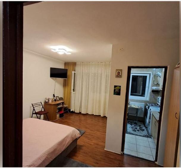 Basarabia, Nicolae Sebe, garsoniera, bloc mixt - 2
