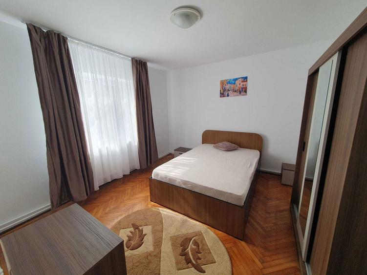 Inchiriez apartament 3 camere/UNIRII - 3