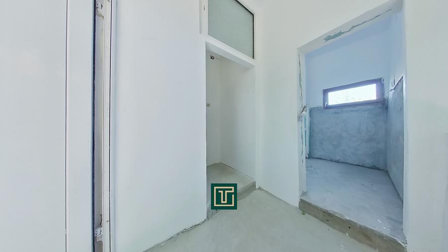Apartament cu potential cu 2 camere la curte comuna in Centru - 7