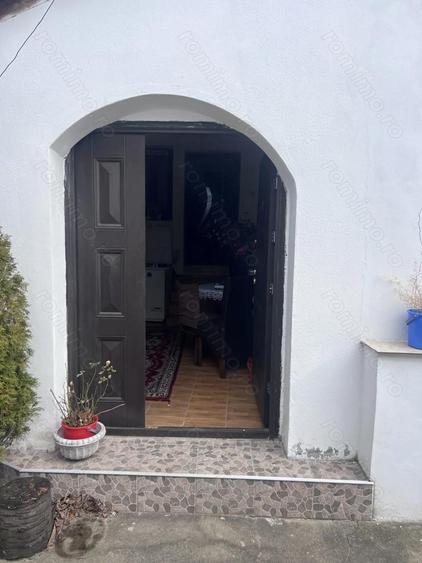 Casa spa?ioasa de vanzare in Raca?dia, Cara?-Severin teren 1000 mp - 1