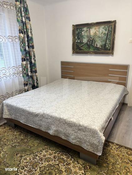 Casa de vanzare, 8 camere, 263 mp + 400 mp teren, in Campulung Moldove - 4