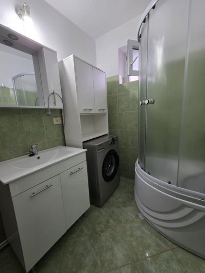 Inchiriez garsoniera - 3