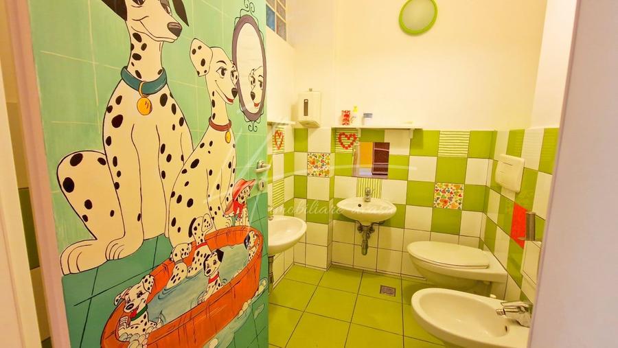 Apartament cu 5 camere si curte de 358 mp. - 5