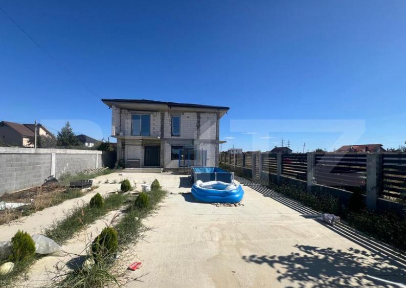 Casa la rosu, 233 mp, P+1, zona Veteranilor - 30