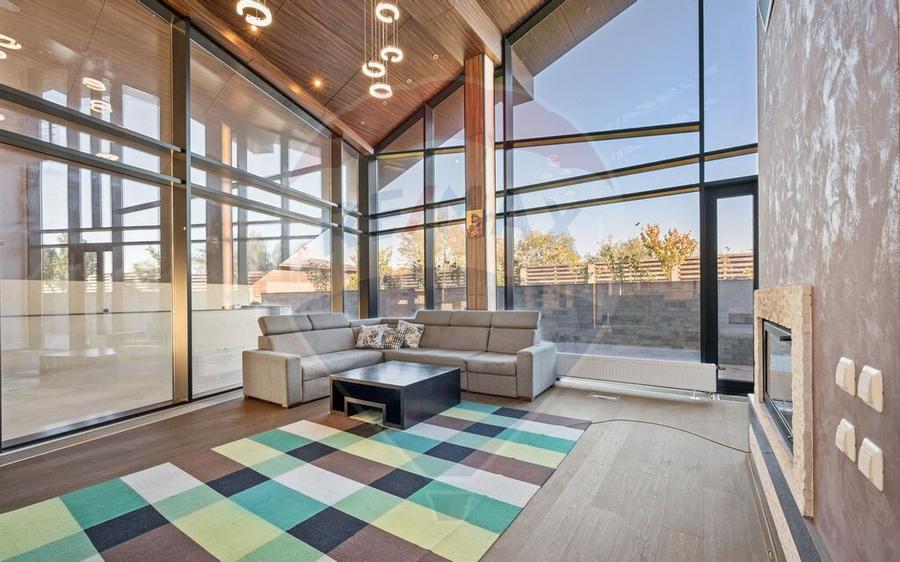 Vila Futurista: Elegan?a & Inova?ie la limita padur... - 2