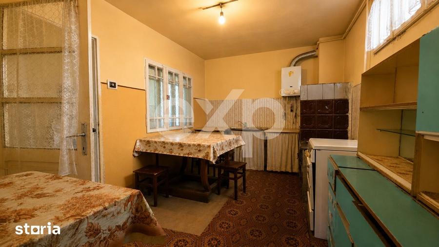Casă cu 5 camere cu Teren 660 Mp în Clăbucet