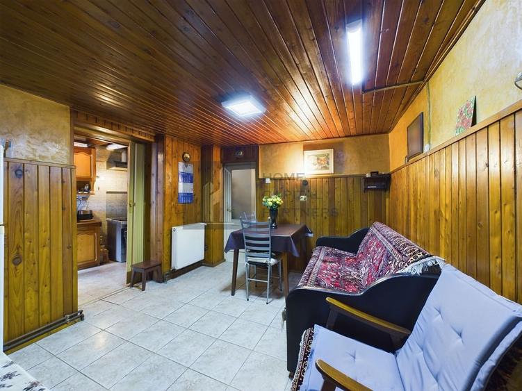 Casă spațioasă, cu aer de vacanță, într-o locație de poveste | SINAIA - 9