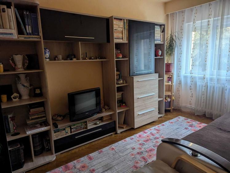 vanzare apartament 4 camere, zona centrala - 11