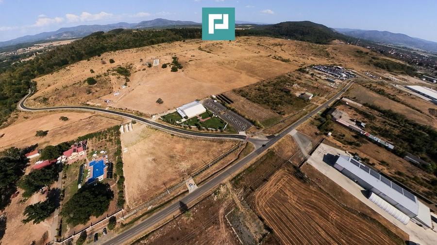 Teren agricol extravilan de 10000 mp, în Exterior Nord