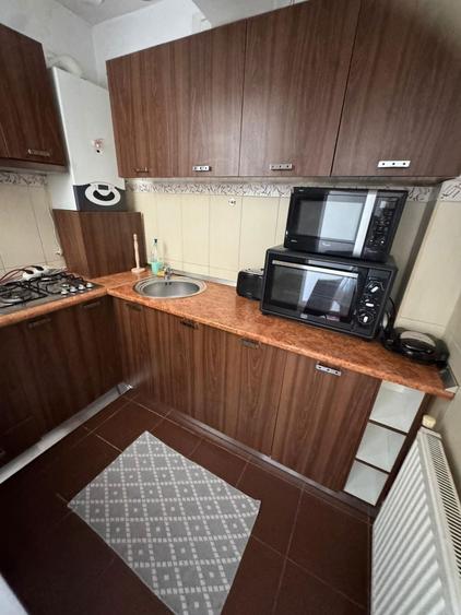 Inchiriez Garsoniera confort 1,zona centrala ,posta - 8