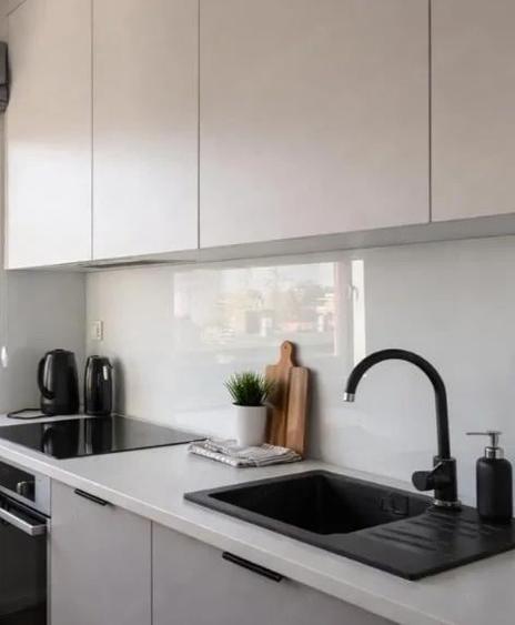 Apartament 2 camere de inchiriat in zona Giulesti - 1
