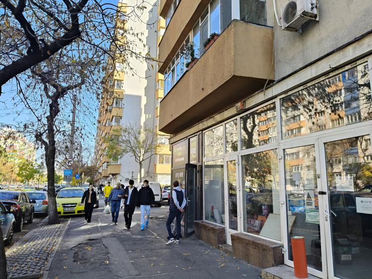 Spatiu comercial 103 mp de inchiriat – Calea Mosilor, vitrina 9.7 ml - 1