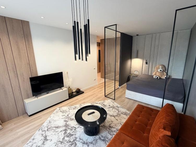 Garsonieră premium-Proprietar,Design Uniq Interiors | Urban Plaza ,Vedere sudica - 2