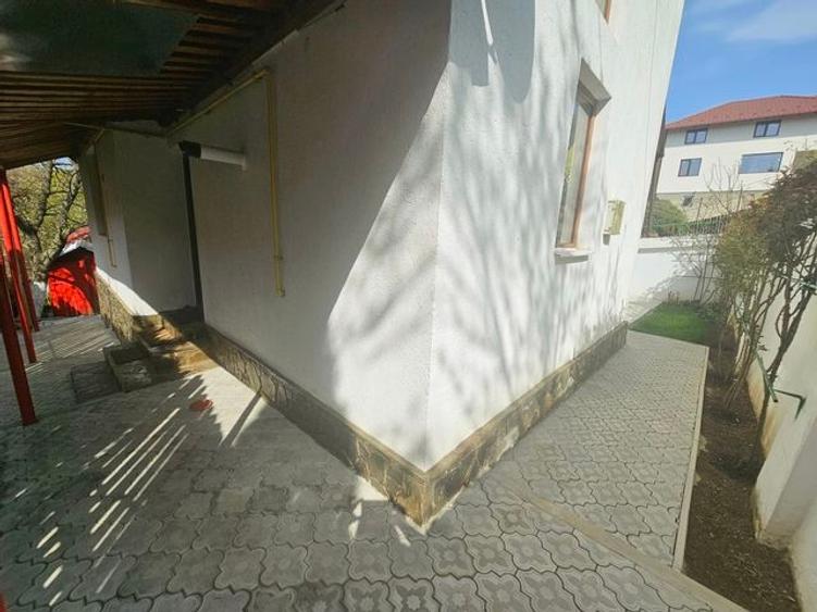 VILĂ ELEGANTĂ CU PRIVELIȘTE DEOSEBITĂ – VALENII DE MUNTE - 23