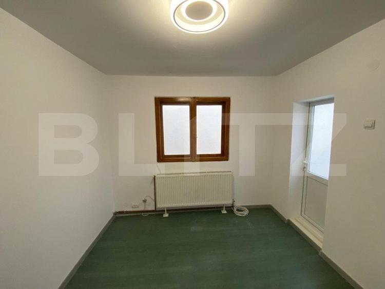 Casă P + 1, 4 camere, 117 mp, teren 261 mp, Rovine - 3