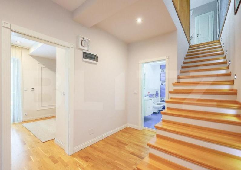 De vanzare Casa cu 4 camere, lux ?i confort la 5 minute de - 19