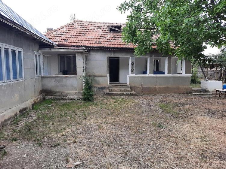 Casa si teren de vanzare Terchesti Vrancea - 2