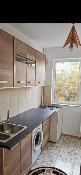 Apartament cu 2 camere semidecomandat, mobilat în Bucureștii Noi