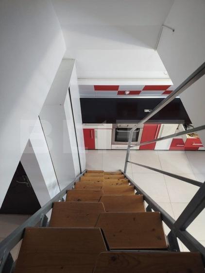 Apartament 3 camere, 48 mp | Etaj 3 | Curte comuna si parcare. - 1