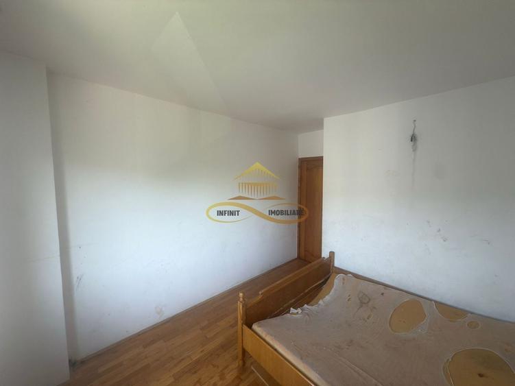 De vanzare apartament 3 camere decomandate Republicii Bacau - 8