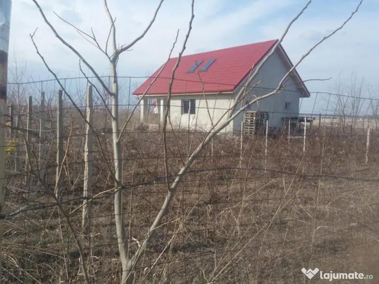 Casa la ro?u, teren 1200 mp, Mineri - 3