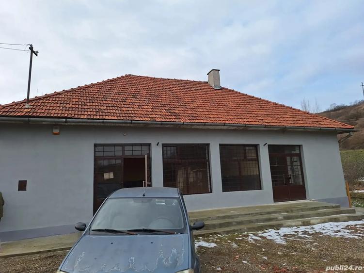 spa?iu de inchiriat - 2