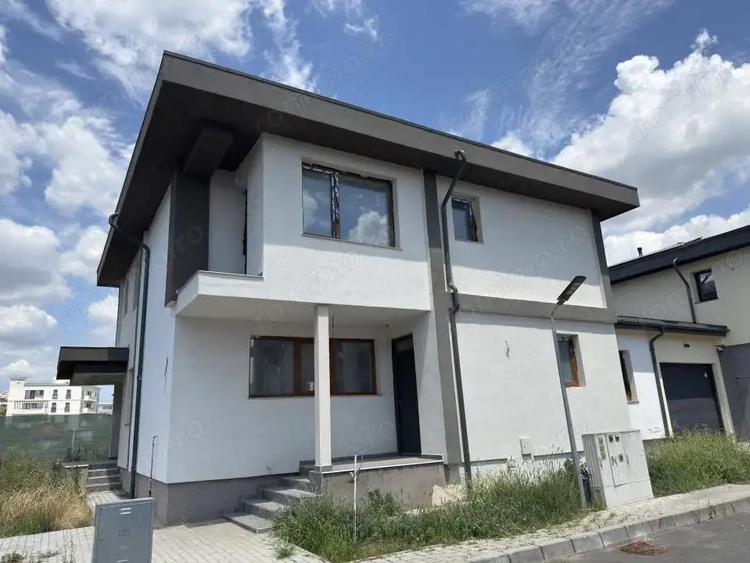 Vila 6 camere la alb - 1