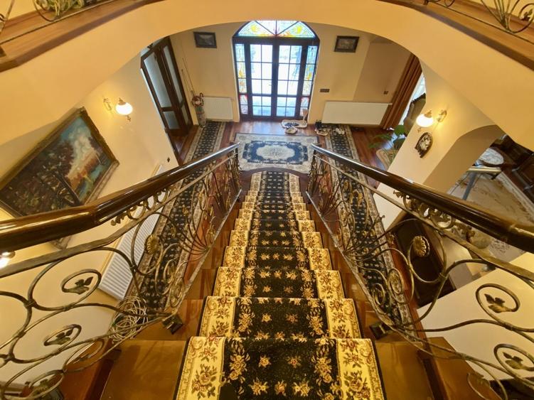 Casă cu teren generos de vânzare în Bod, la 10 minute de Brașov | 1.103 mp teren - 2