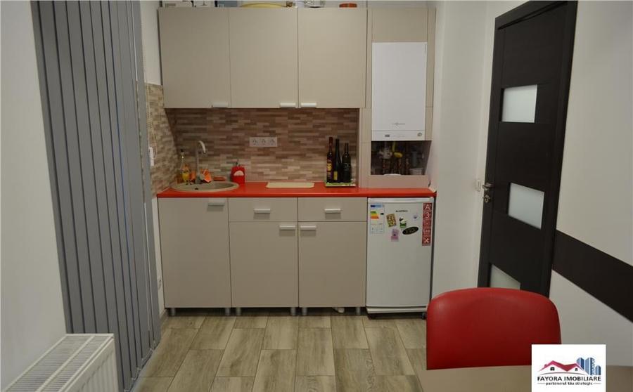 Apartament Bloc Nou 3 Camere 2 Bai si 2 Parcari Private de - 4
