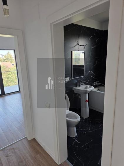 Apartament cu 3 camere decomandat în Drumul Găzarului