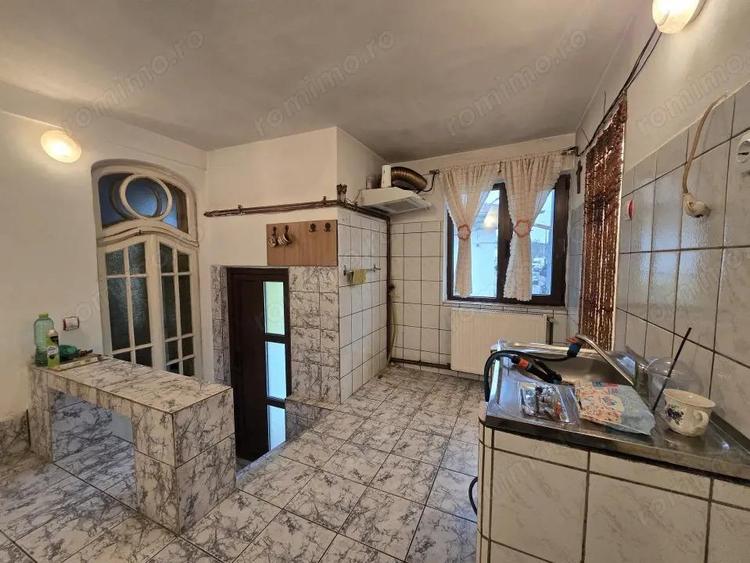 Proprietate interbelica cu arhitectura deosebita zona Ultracentrala - 15