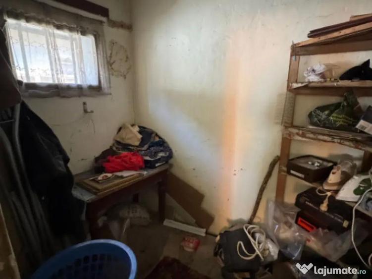 Casa 78 mp, teren 5.8 ari, utilita?i, zona Ferneziu - 5