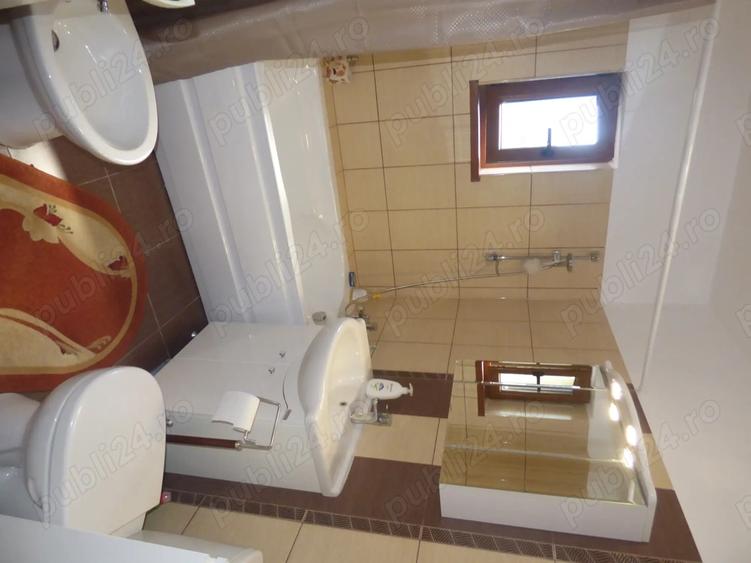 Vand apartament doua camere decomandate ,suprafata utila 60 mp. - 3