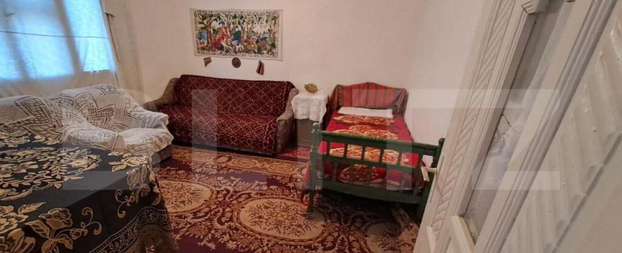 Voinesti Casa batraneasca, de vanzare, 70 mp - 2