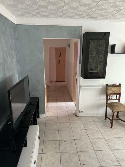 Apartament cu 4 camere în Ferentari