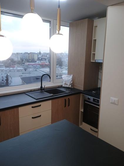 Inchiriez apartament cu 3 camere - 5