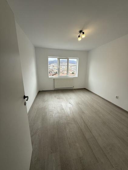 Apartament de vanzare - 2