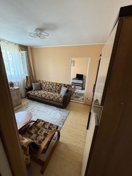 Vand Apartament zona K-tanga Bloc A1 - 4