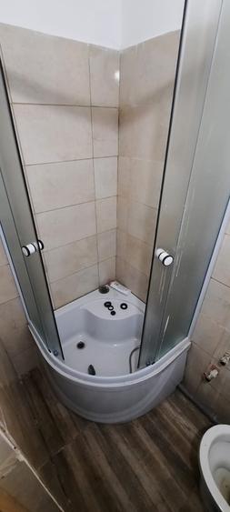 Aparatorii Patriei Proprietar vand garsoniera in zona Aparatorii Patriei - 1