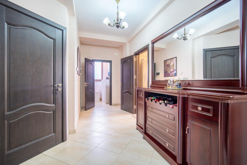 VILA  6 CAMERE - MATEI MILLO - COMISION 0% - 18