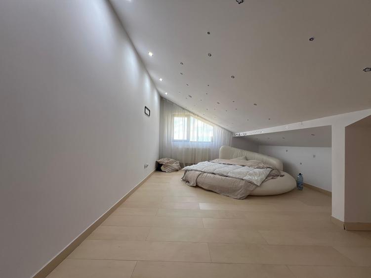 OPORTUNITATE DE INVESTIȚIE: Apartament 156 mp mobilat și utilat - gata de mutare - 8