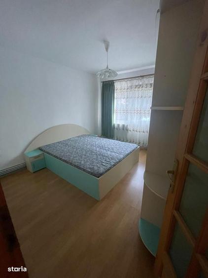 Inchiriez apartament cu doua camere - 1