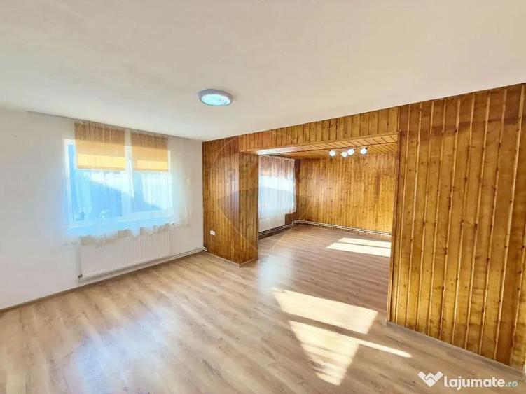 Casa / Vila cu 7 camere de vanzare - 12