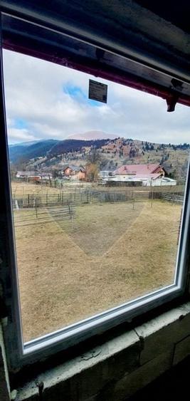 Casă / Vilă la munte - 13