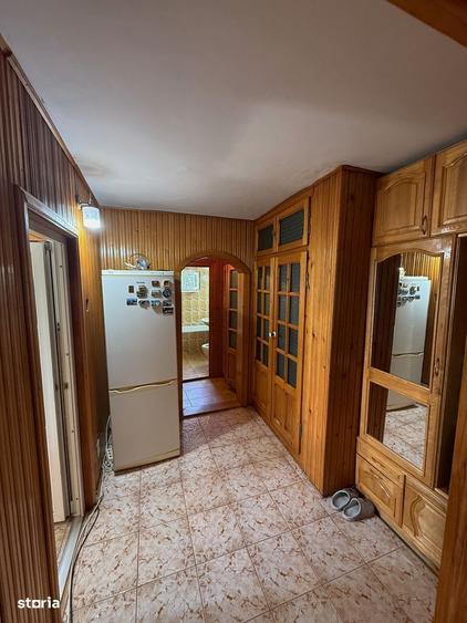 De vanzare apartament cu 2 camere decomandat - 1