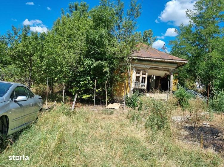 Teren de vanzare intravilan - 2