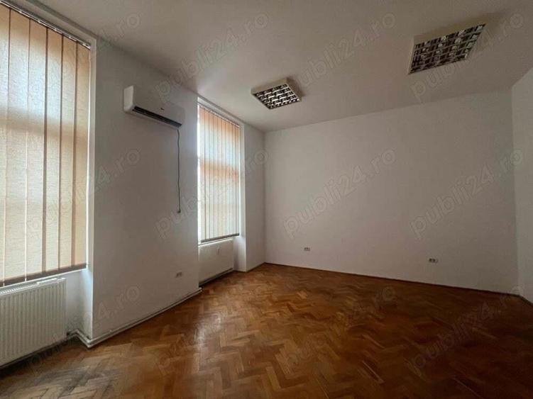 Vand apartament 3 camere zona Ultracentrala - ID : RH-40552-property - 14