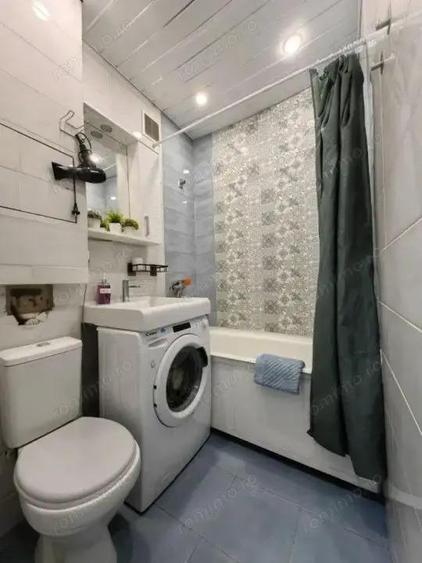 Oferim garsoniera de inchiriat in zona 1 Decembrie - 1